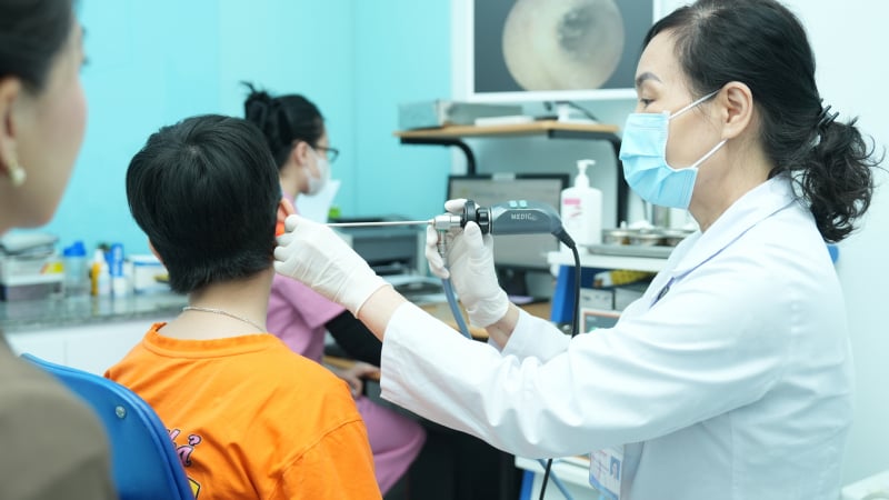 boi-loi-mua-he,-coi-chung-viem-tai-giua-o-tre:-bac-si-khuyen-cao-cach-phong-tranh