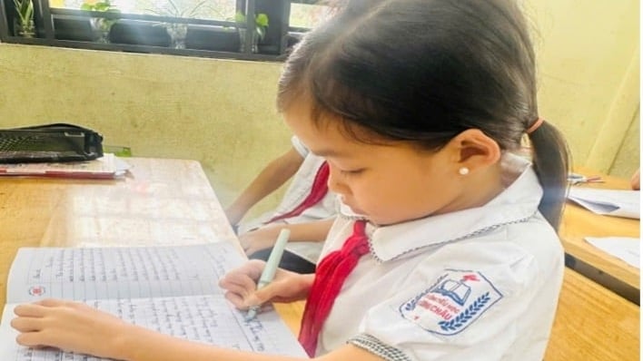 bai-du-thi-ngay-mai-trong-mat-em:-linh-–-co-ban-nho-voi-uoc-mo-binh-di