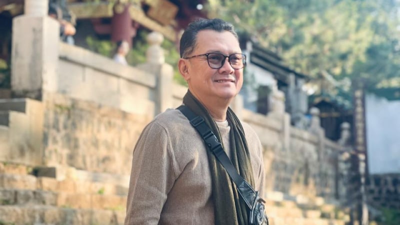 nghe-si-uu-tu-la-hau-due-cua-dong-toc-san-khau-lay-lung-duoc-vtv-lam-phim