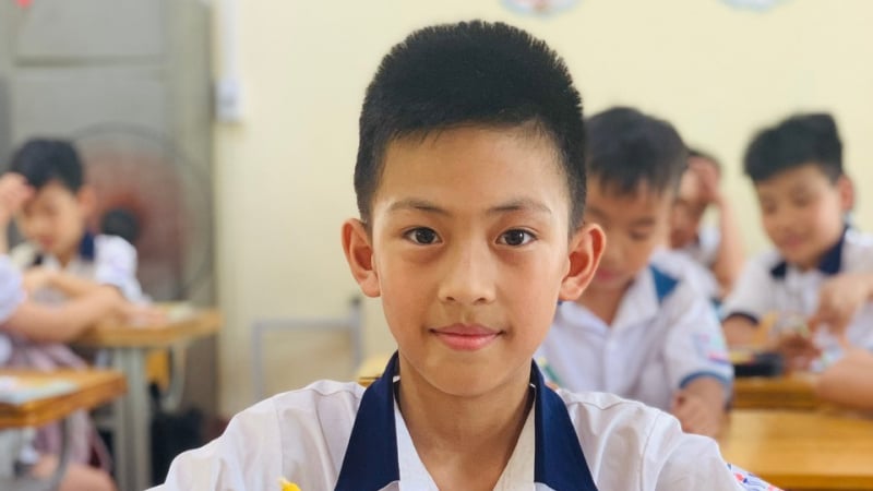 bai-du-thi-ngay-mai-trong-mat-em:-tro-thanh-bac-si-de-chua-benh-cho-me