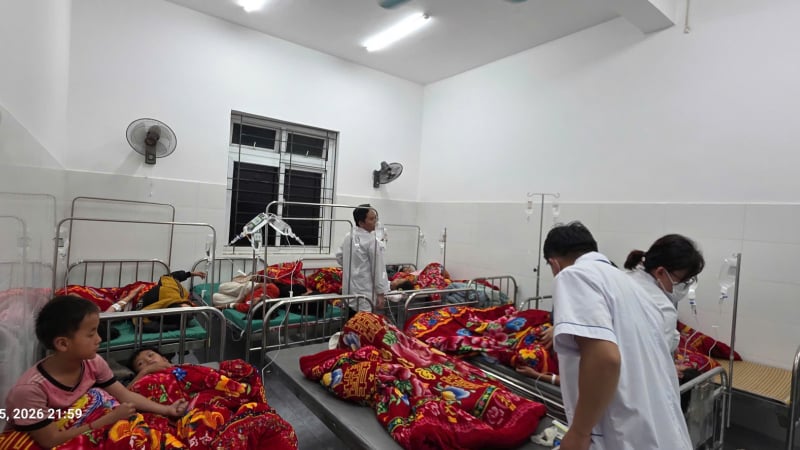 lai-chau:-hon-200-hoc-sinh-nghi-bi-ngo-doc-sau-khi-an-qua-la