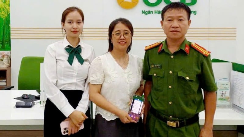 nguoi-phu-nu-o-ninh-binh-bat-ngo-nhan-400-trieu-dong-tu-tai-khoan-la