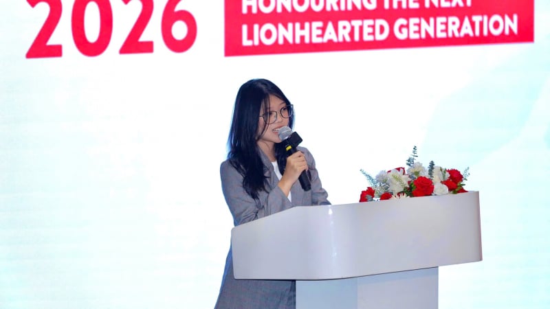 bai-phat-bieu-hay-nhu-van-mau-cua-nu-sinh-ha-noi-gioi-2-ngoai-ngu,-duoc-truong-cap-100%-hoc-bong