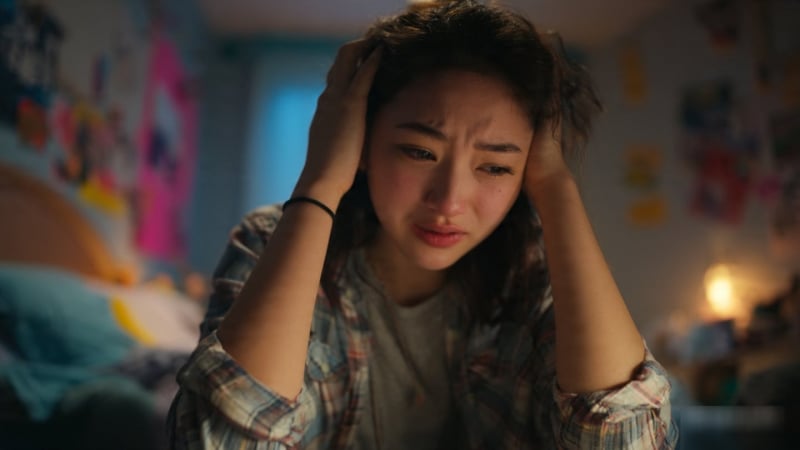 be-gai-13-tuoi-tu-lam-hai-ban-than-vi-so-thi-khong-dat-ket-qua-nhu-gia-dinh-muon