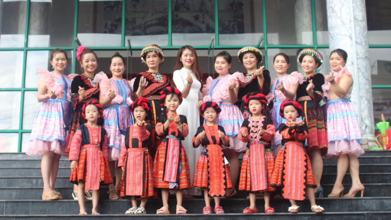 chinh-sach-moi-tang-phu-cap-nghe-giao:-co-them-dong-nao,-giao-vien-vung-cao-mung-dong-ay