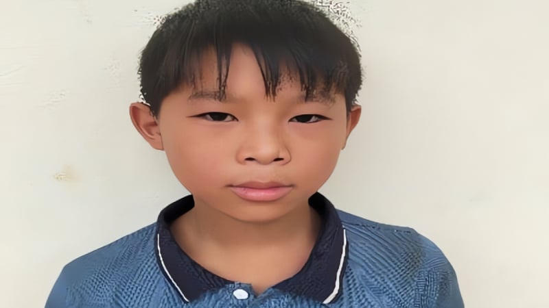 bai-du-thi-ngay-mai-trong-mat-em:-em-se-xay-mot-phong-kham-nho-ngay-giua-ban