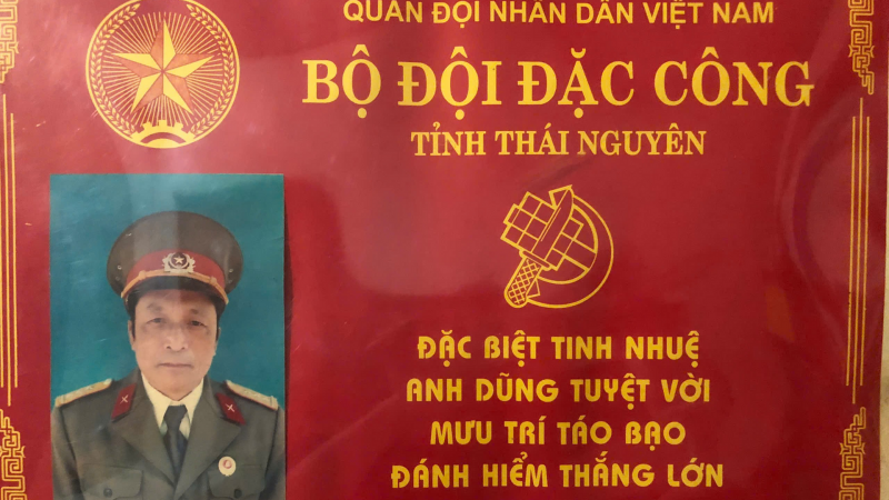 bai-du-thi-ngay-mai-trong-mat-em:-bo-o-lai-trong-ngay-mai-cua-con