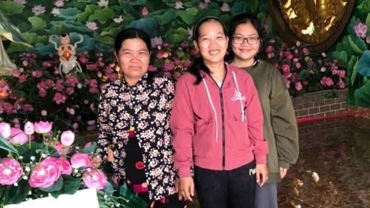 bai-du-thi-ngay-mai-trong-mat-em:-neu-toi-khong-buoc-tiep,-moi-thu-se-mai-dung-lai