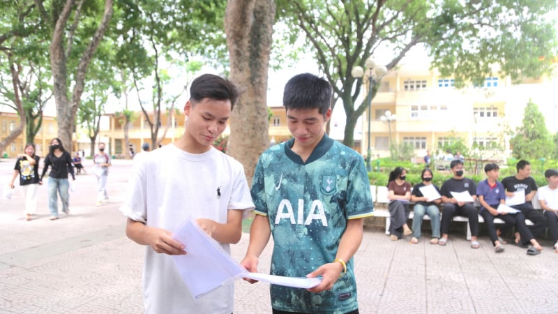 dap-an-full-ma-de-thi-mon-dia-ly-tot-nghiep-thpt-nam-2026-cap-nhat-nong-nhat