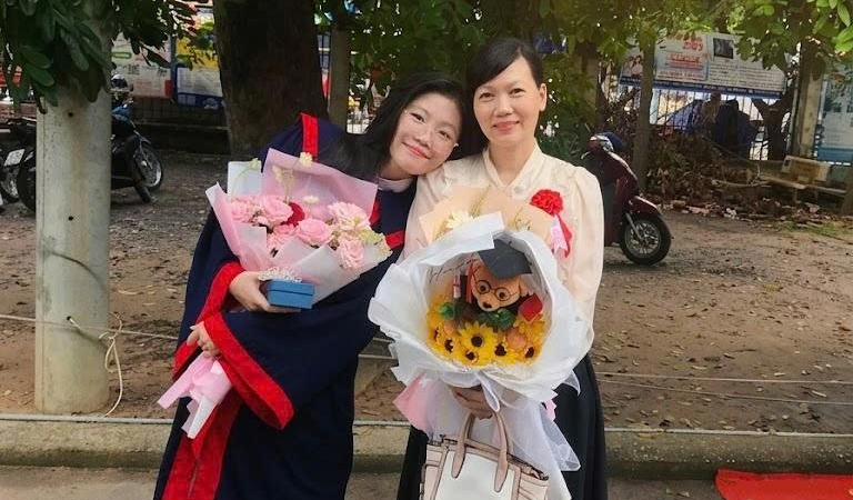 bai-du-thi-ngay-mai-trong-mat-em:-me-oi,-doi-con-thanh-cong-nhe,-con-se-viet-tiep-uoc-mo-cua-me!