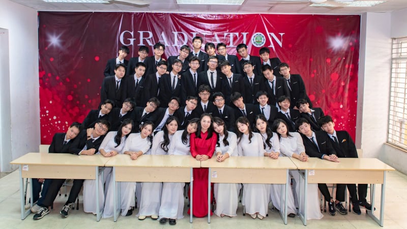lop-hoc-truong-nguoi-ta-tai-ha-noi:-gan-60-luot-do-chuyen,-nhieu-em-trung-tuyen-4-5-truong