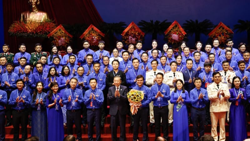 anh-bui-quang-huy-tai-dac-cu-bi-thu-thu-nhat-trung-uong-doan-khoa-xiii