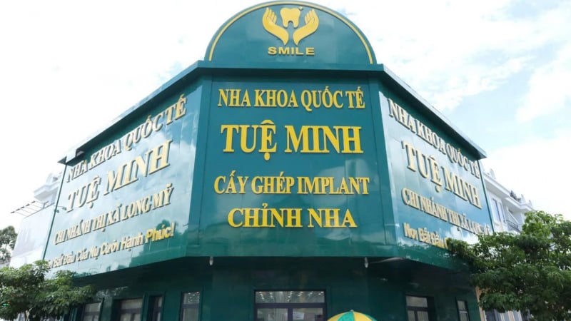 kiem-tra-dot-xuat-co-so-nha-khoa-quoc-te-tue-minh-tai-can-tho,-lo-hang-loat-vi-pham-khong-ngo