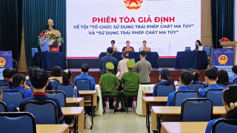 phien-toa-gia-dinh-tai-giang-duong-giup-sinh-vien-da-nang-nhan-dien-cam-bay-ma-tuy