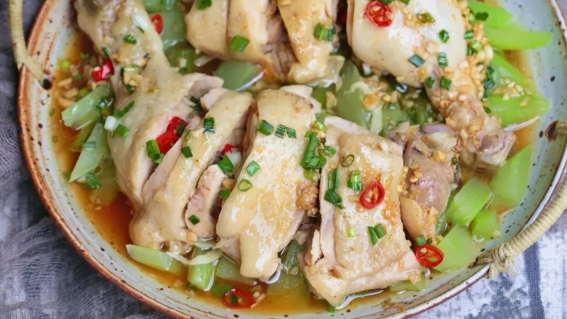 thit-ga-dung-luoc-hay-rang,-che-bien-don-gian-theo-cach-nay-thit-mem-ngot,-thom-nuc