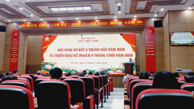 so-nguoi-de-nghi-huong-tro-cap-that-nghiep-trong-ca-nuoc-dang-giam