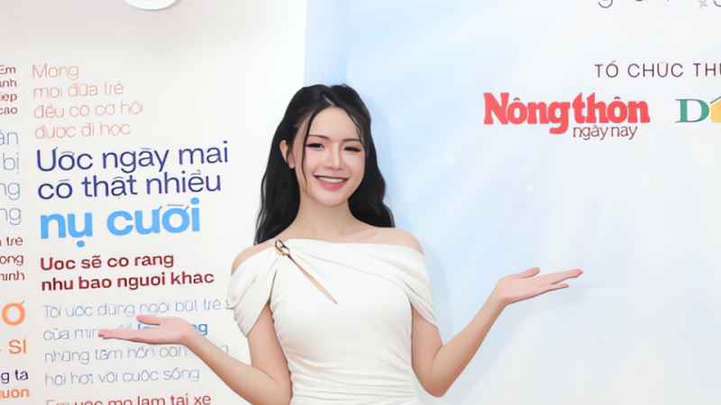 dien-vien-cu-thi-tra,-hh-du-lich-viet-nam-xuc-dong:-mong