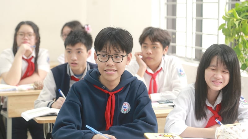 nha-truong,-chuyen-gia-noi-gi-ve-ke-hoach-sap-xep-gan-3.000-truong-hoc-cua-ha-noi-truoc-ngay-30/8?