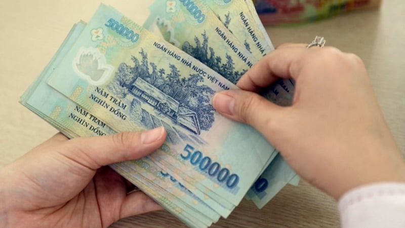 co-phai-cu-tang-luong-toi-thieu-vung-la-tang-tien-dong-bhxh-cho-nguoi-lao-dong?