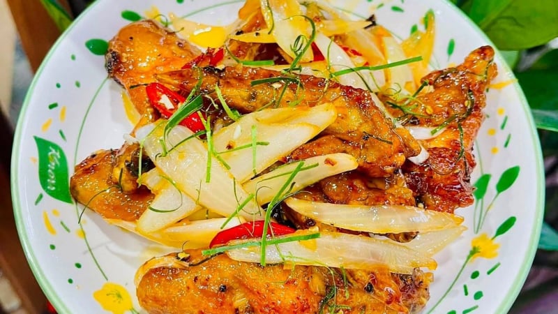 bo-phan-chua-collagen-tu-nhien-cua-con-ga,-giup-tot-xuong,-tang-de-khang,-dem-chien-mam-cuc-ki-ngon