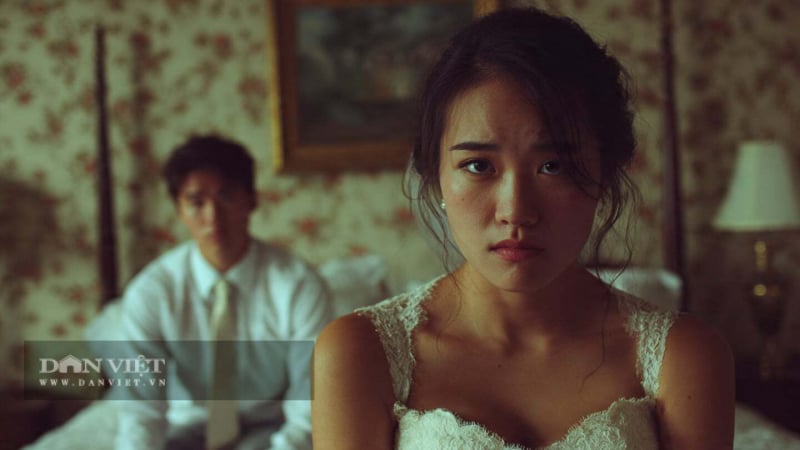 thao-nhan-cuoi-ngay-dem-tan-hon-sau-khi-chong-dua-cho-chiec-phong-bi-bi-an,-doc-ma-nhu-nuot-bong