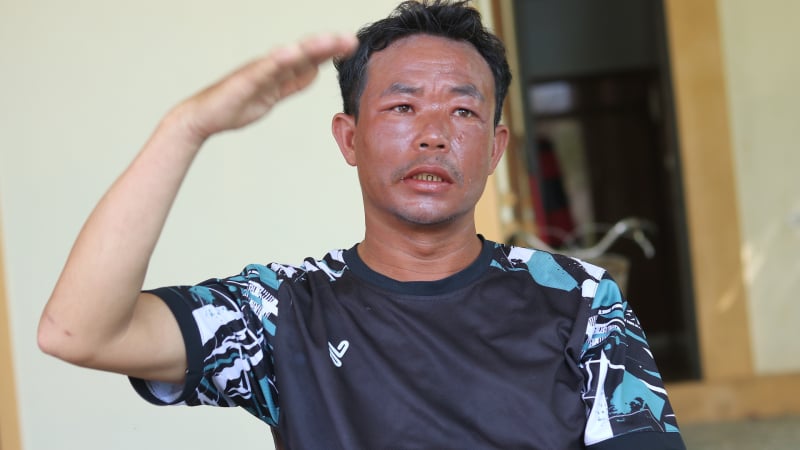 bi-cuon-cach-bo-7-km,-nguoi-dan-ong-ha-tinh-song-sot-than-ky-sau-10-gio-lenh-denh-tren-bien