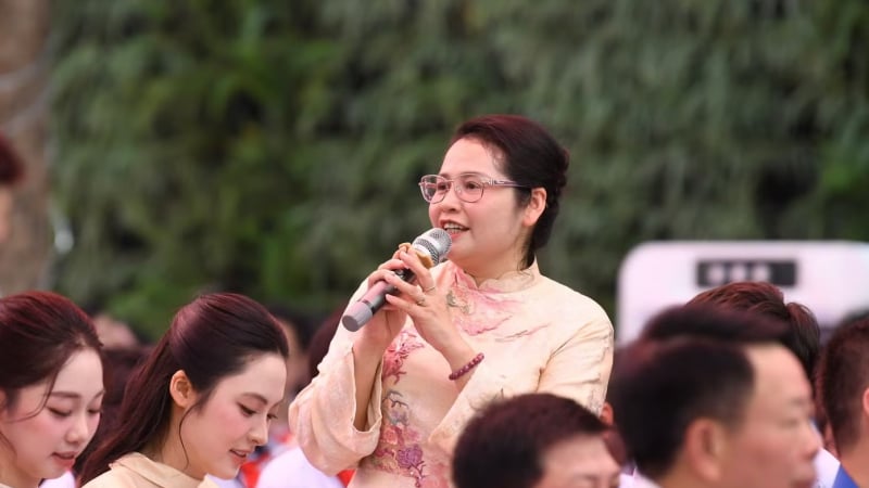 hieu-truong-truong-thcs-thpt-nguyen-sieu: