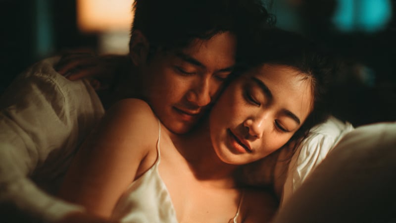 cuoi-vo-tung-2-doi-chong,-dem-tan-hon,-toi-nhan-duoc-mon-qua-ngan-vang-bat-ngo,-he-lo-bi-mat-soc