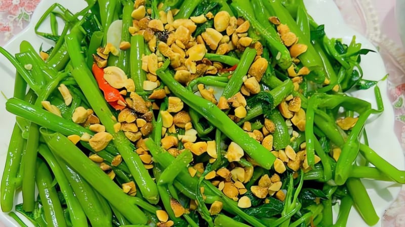 xao-rau-muong-xanh-muot,-gion-ngon,-nhat-dinh-khong-the-bo-qua-loai-nuoc-quen-thuoc-nay