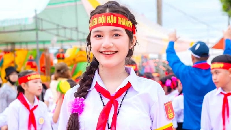 man-nhan-hinh-anh-hoi-thi