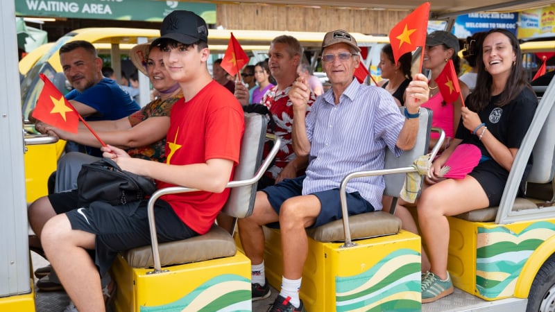 ninh-binh:-ben-thuyen-nhon-nhip,-homestay-chay-phong-dip-le-quoc-khanh-2/9