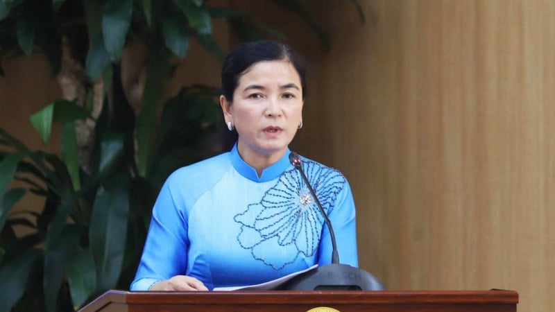 sau-sap-nhap-truong-o-can-tho:-bat-cap-chuyen-hieu-truong,-hieu-pho-xuong-dung-lop-roi-tha-thiet-xin-nghi-huu