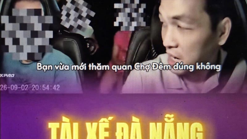 viral-khoanh-khac-tai-xe-da-nang-khuyen-khach-huy-chuyen-de-lam-mot-viec-dac-biet