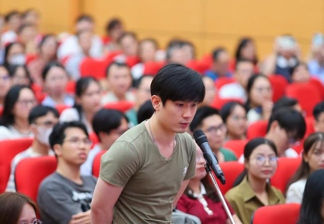 nu-pgs-phau-thuat-tao-hinh-dau-tien-nhan-gi-cho-bac-si-noi-tru-y-ha-noi-truoc-ngay-matching-day?